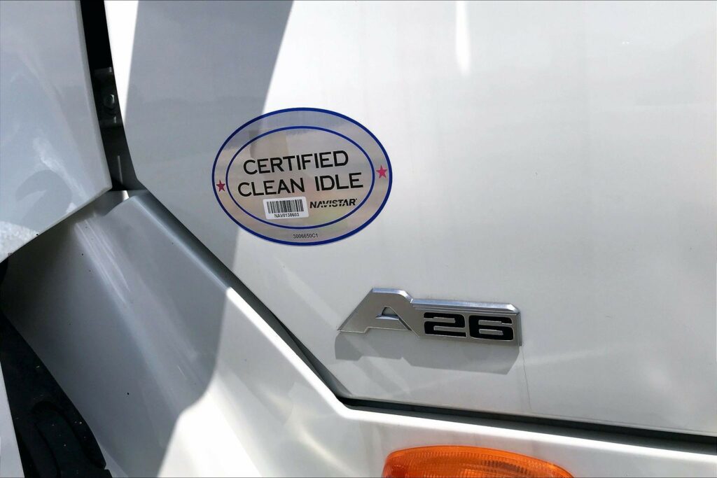 2023 INT LT625 6×4 Sleeper