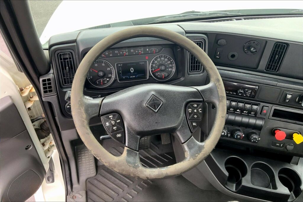 2020 INT LT625 6×4 Day Cab