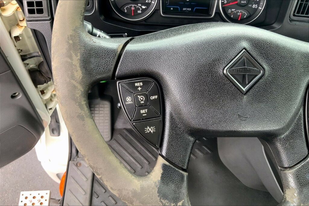 2020 INT LT625 6×4 Day Cab