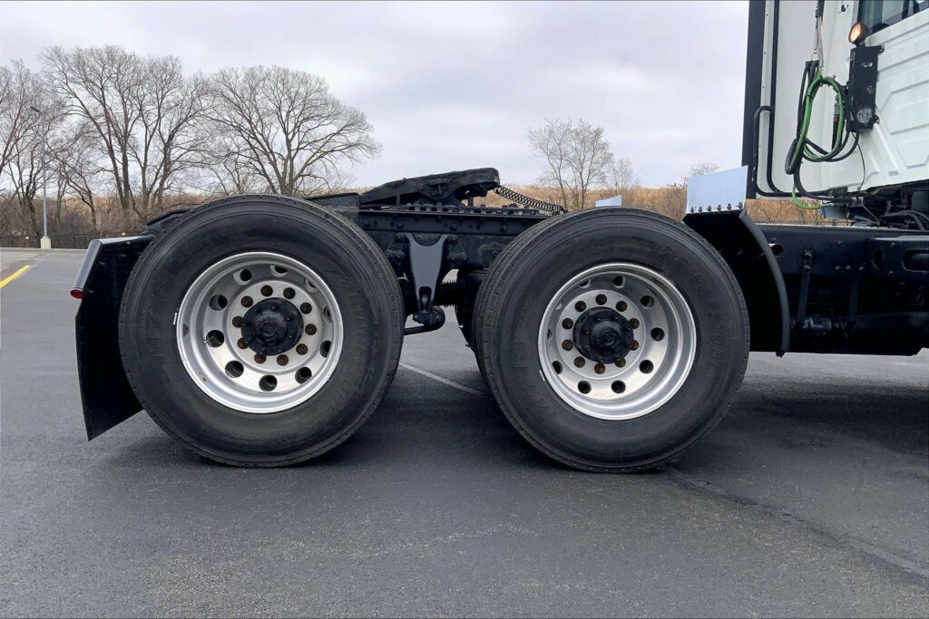 2020 INT LT625 6×4 Day Cab