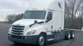 2021 FRG CASCADIA Sleeper