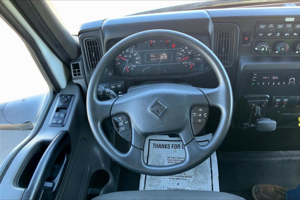 2021 CUM MV607 Medium Conventional