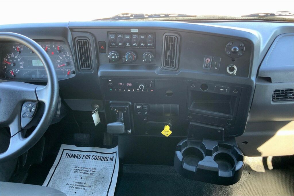 2021 CUM MV607 Medium Conventional