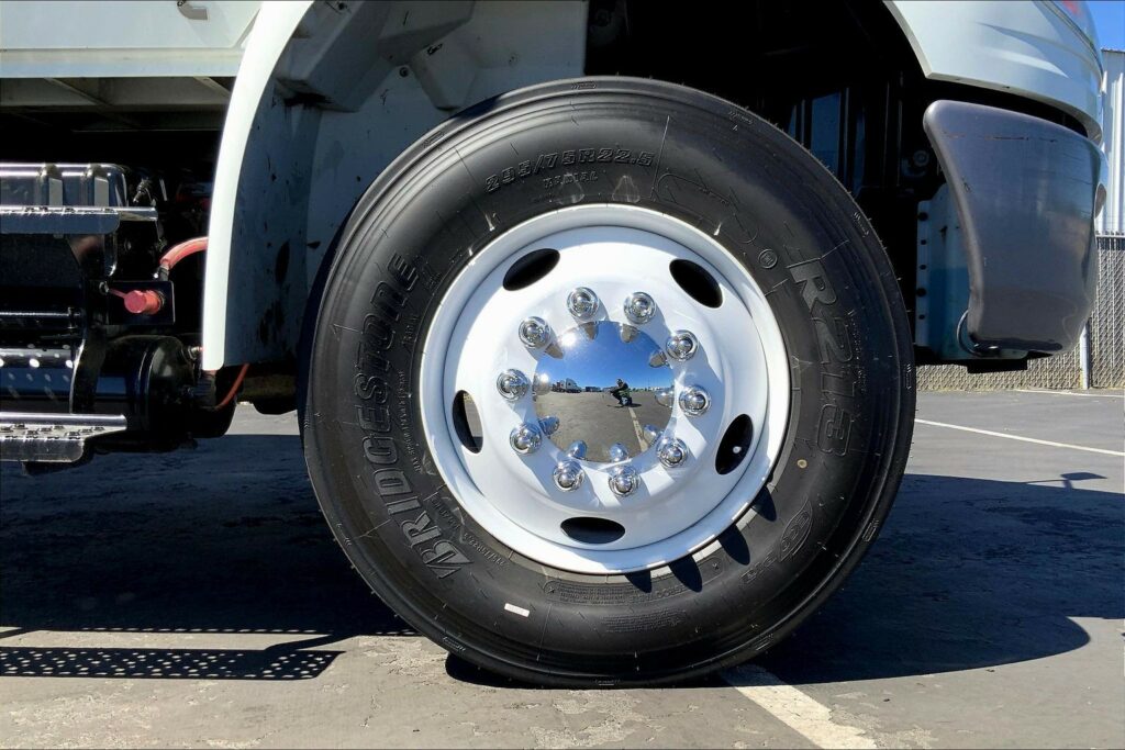 2021 CUM MV607 Medium Conventional