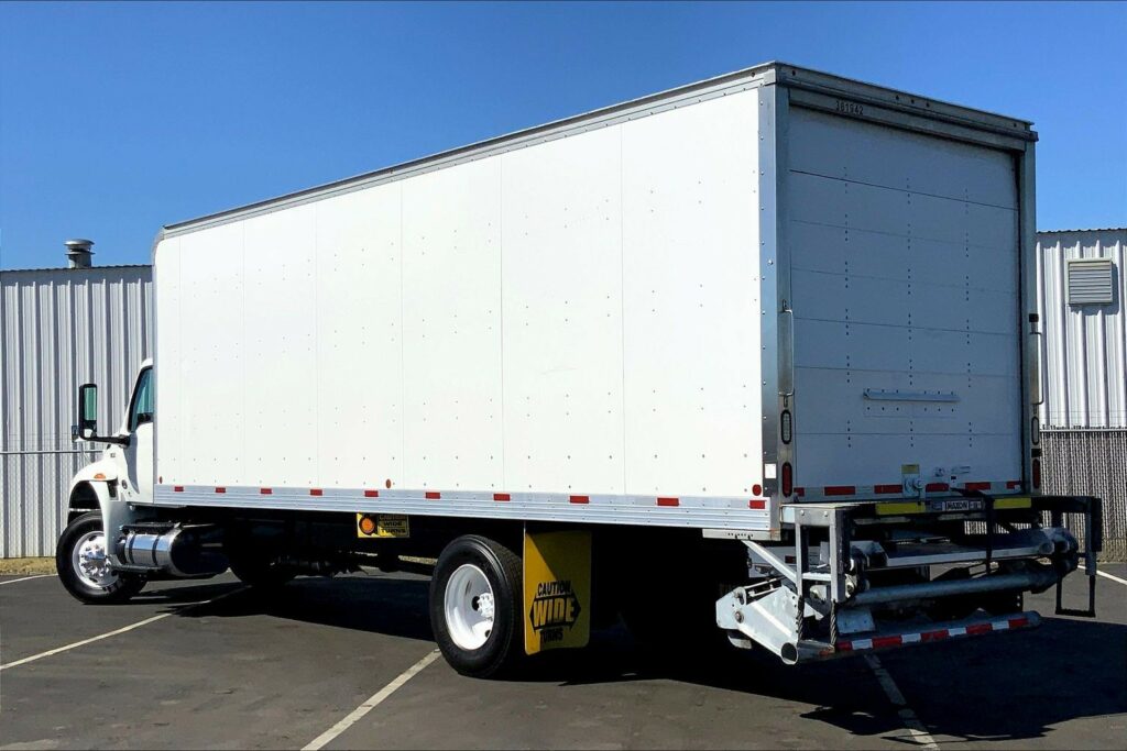 2021 CUM MV607 Medium Conventional