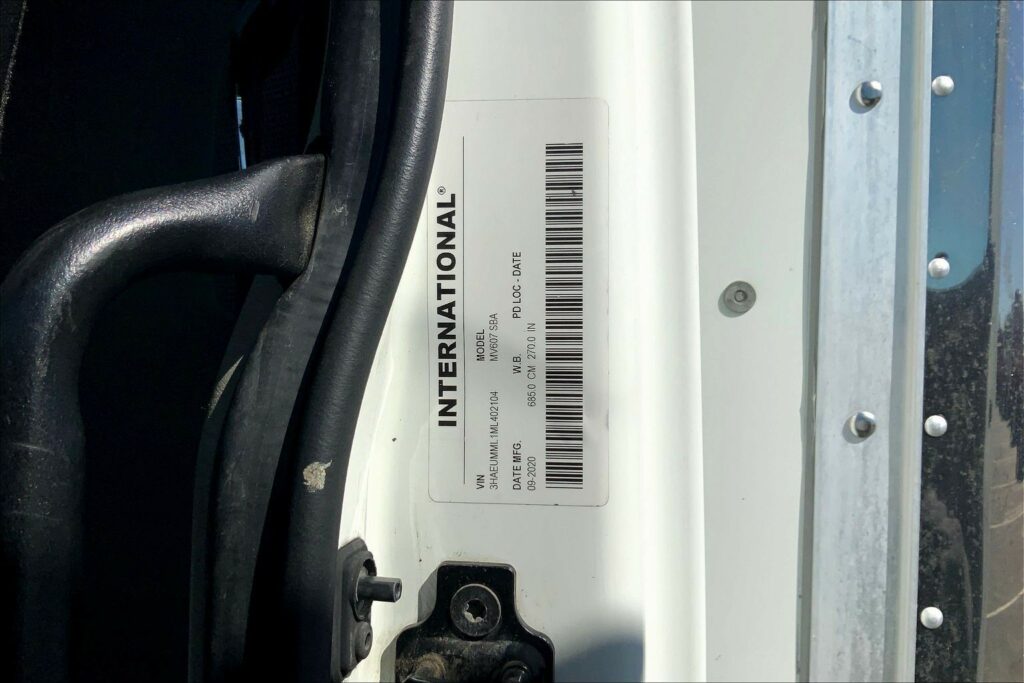 2021 CUM MV607 Medium Conventional