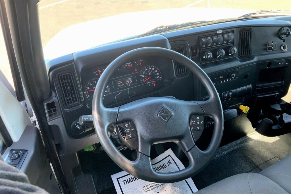 2021 CUM MV607 Medium Conventional