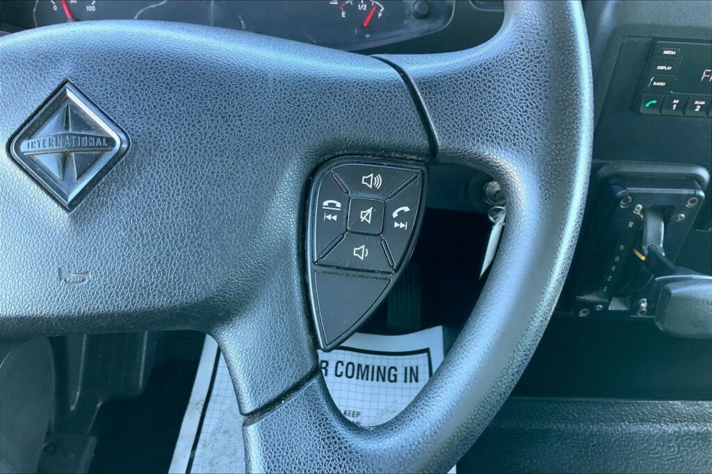 2021 CUM MV607 Medium Conventional