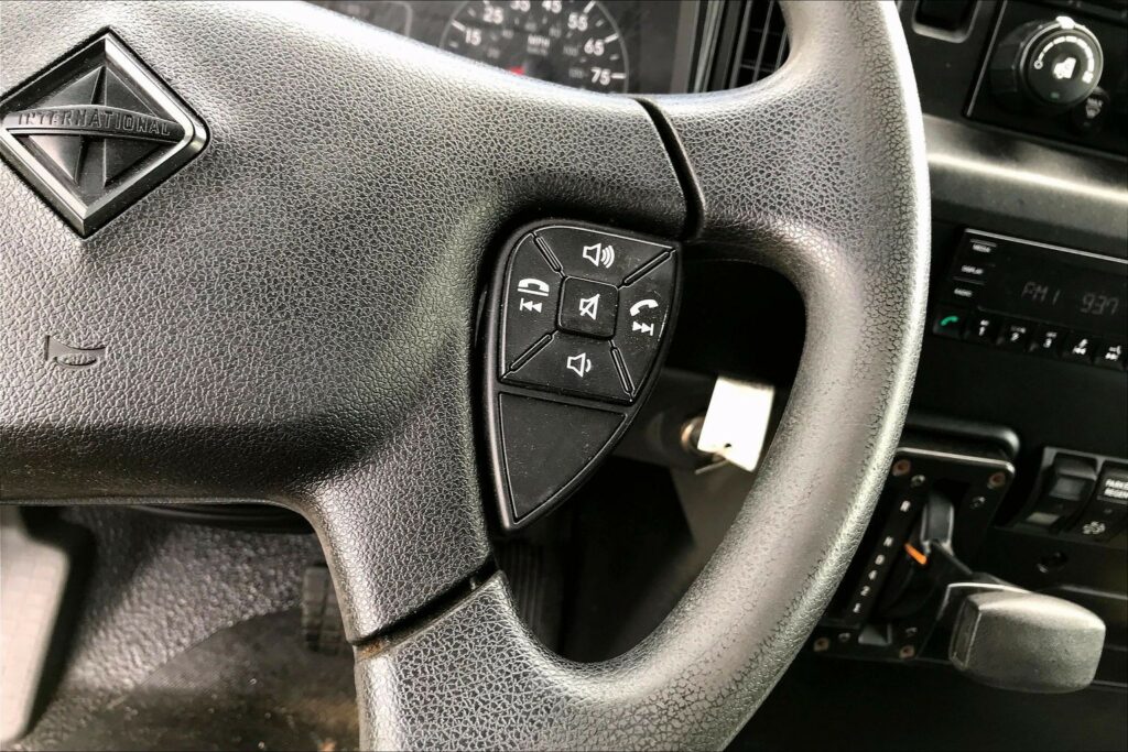 2021 CUM MV607 Medium Conventional