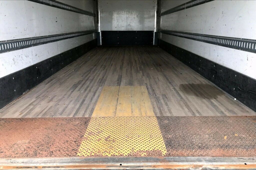 2021 CUM MV607 Medium Conventional