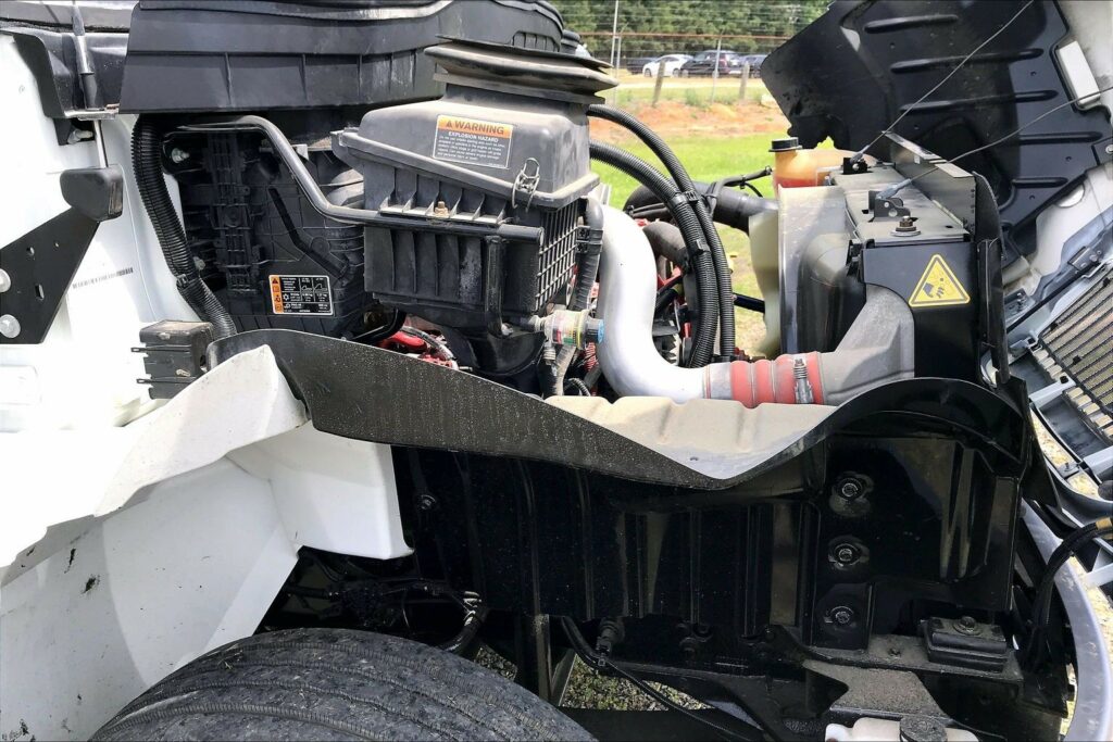 2021 CUM MV607 Medium Conventional