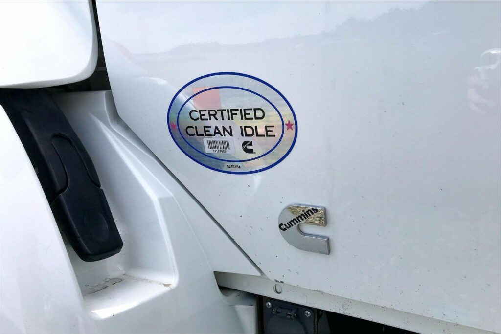 2021 CUM MV607 Medium Conventional