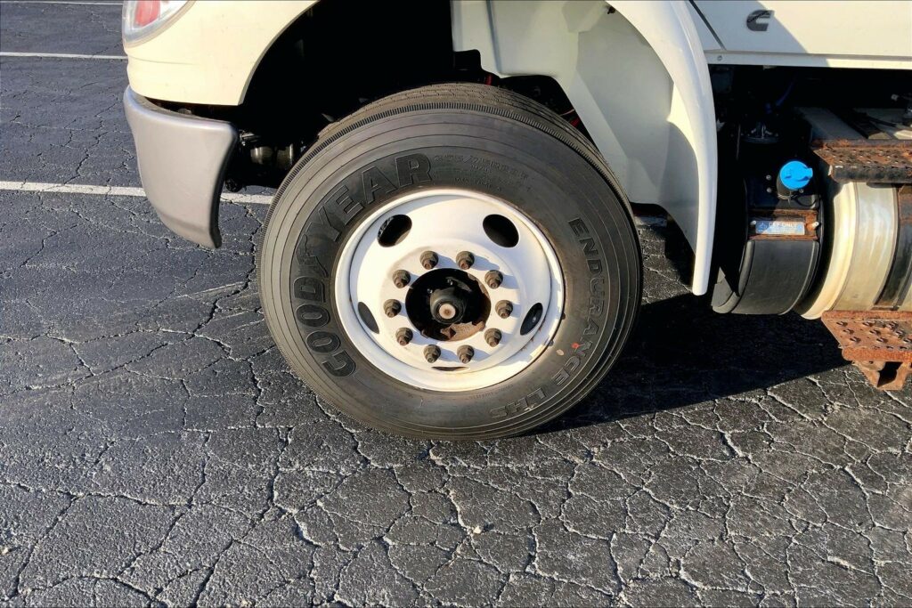 2021 CUM MV607 Medium Conventional