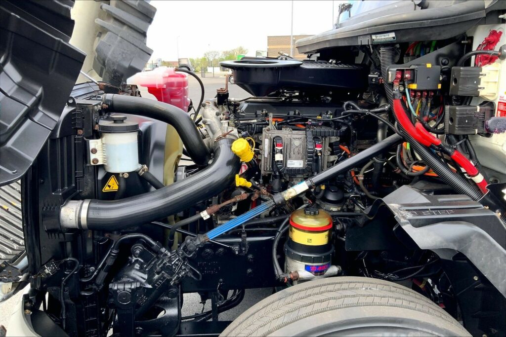 2019 INT LT625 6×4 Day Cab