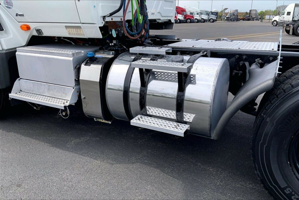 2019 INT LT625 6×4 Day Cab