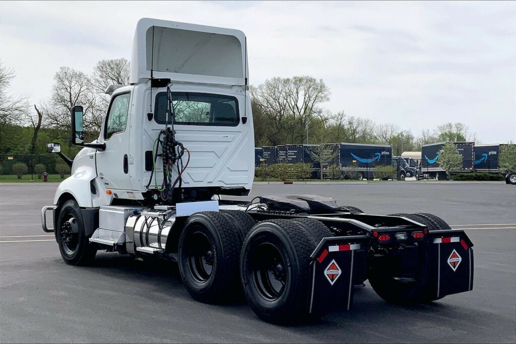 2019 INT LT625 6×4 Day Cab