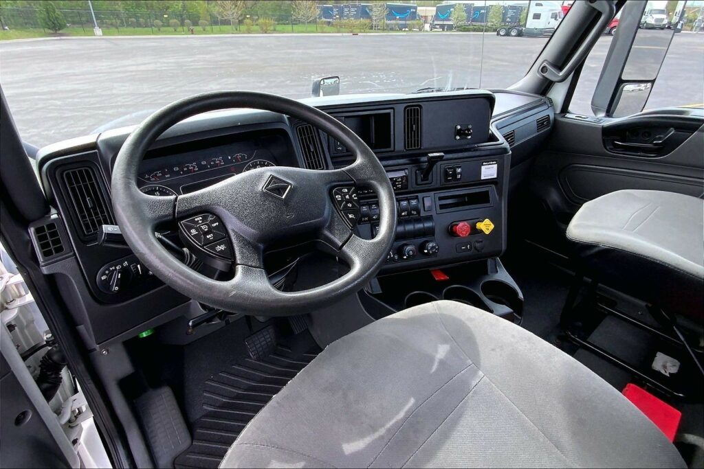 2019 INT LT625 6×4 Day Cab