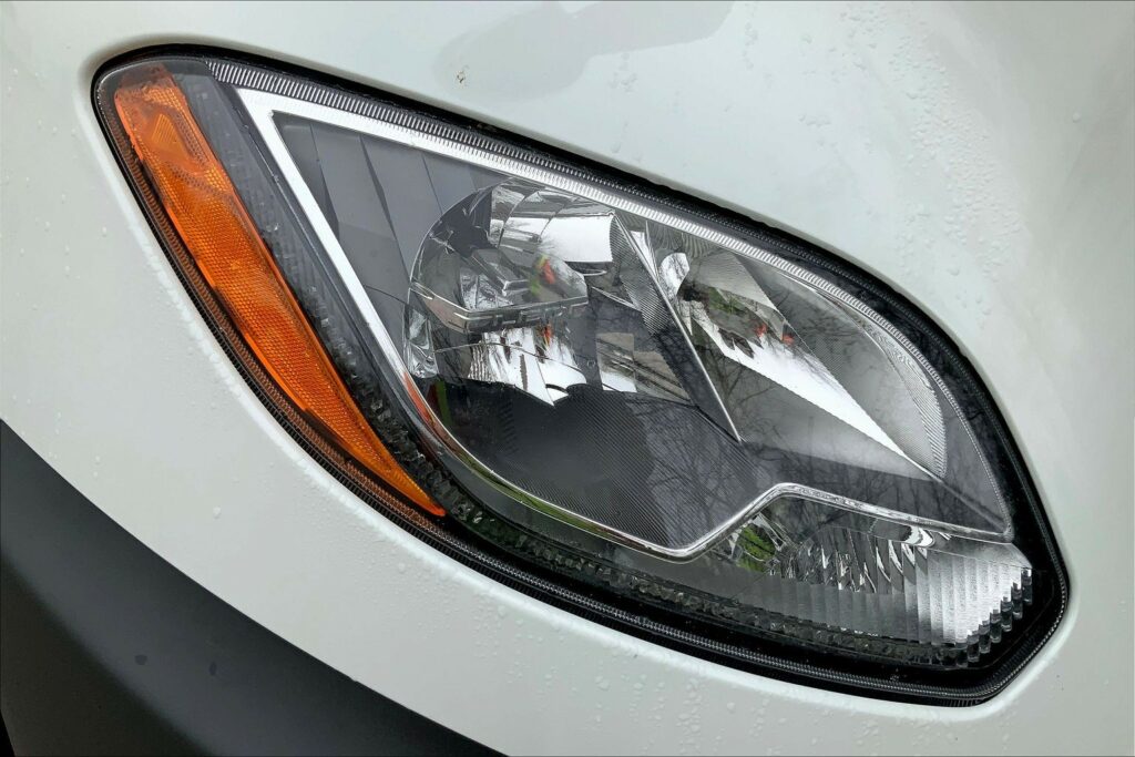 2022 CUM LT625 6×4 Sleeper