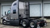 2022 CUM LT625 6×4 Sleeper