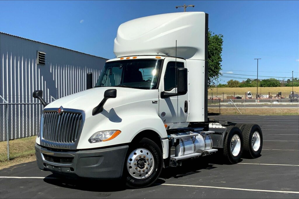 2020 CUM LT625 6×4 Day Cab