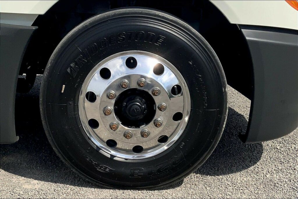 2021 CUM LT625 6×4 Day Cab