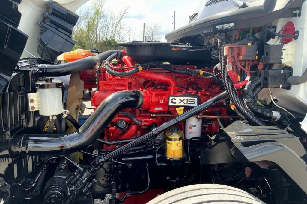 2021 CUM LT625 6×4 Day Cab