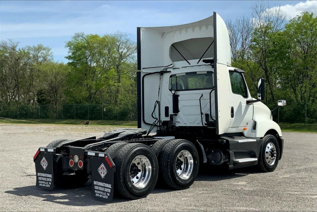 2021 CUM LT625 6×4 Day Cab