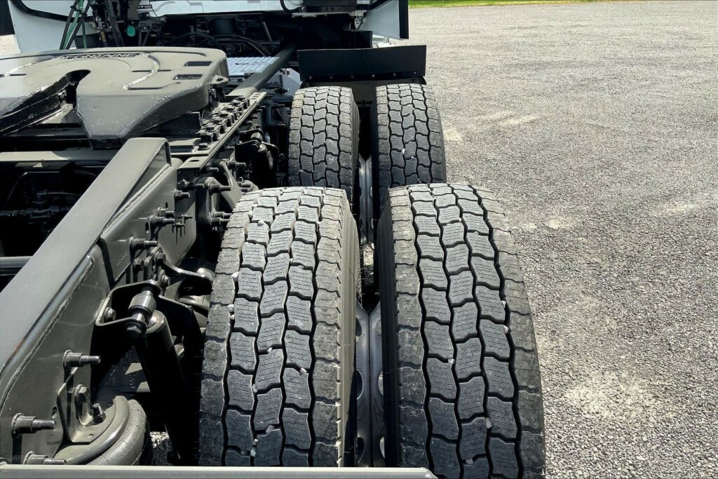 2021 CUM LT625 6×4 Day Cab