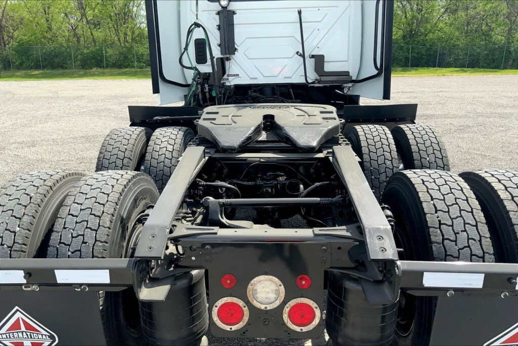 2021 CUM LT625 6×4 Day Cab