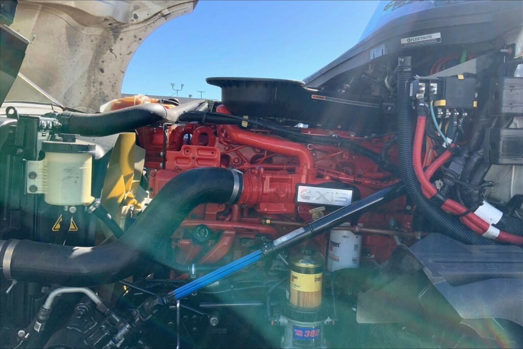 2021 CUM LT625 6×4 Day Cab