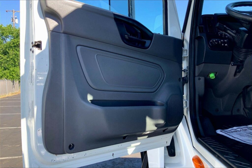 2021 CUM LT625 6×4 Day Cab