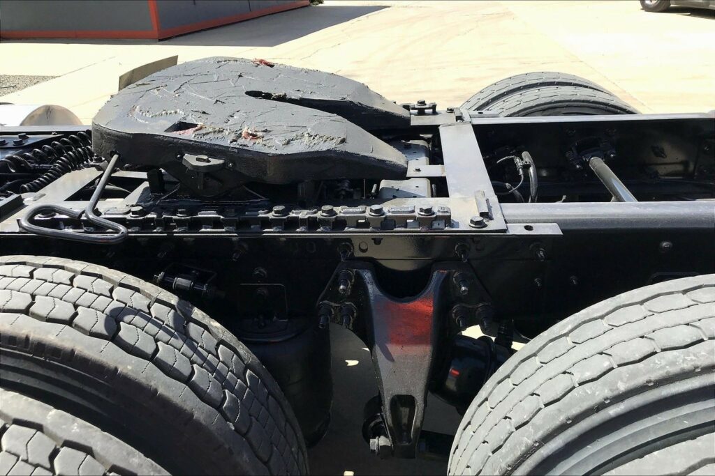 2021 CUM LT625 6×4 Day Cab