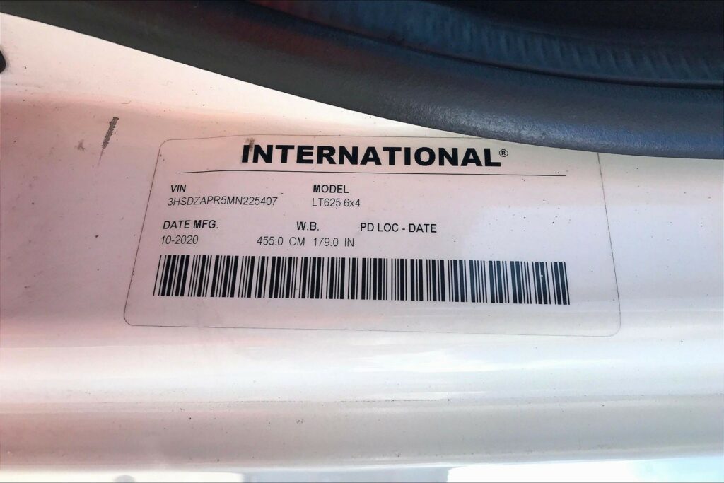 2021 CUM LT625 6×4 Day Cab