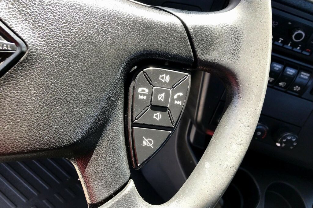 2021 CUM LT625 6×4 Day Cab