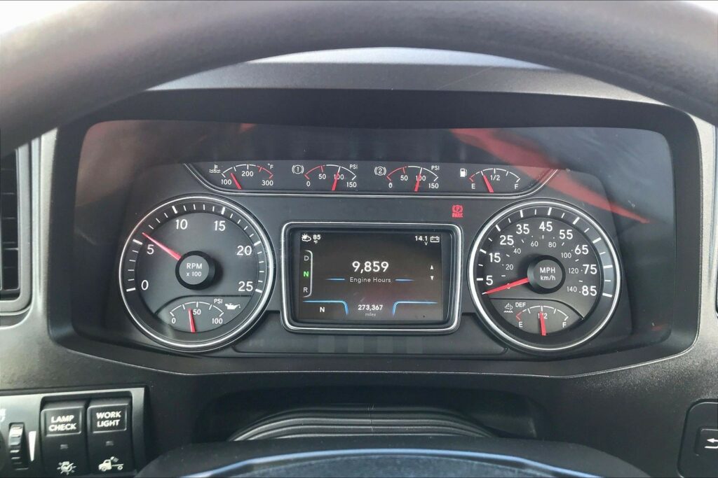 2021 CUM LT625 6×4 Day Cab