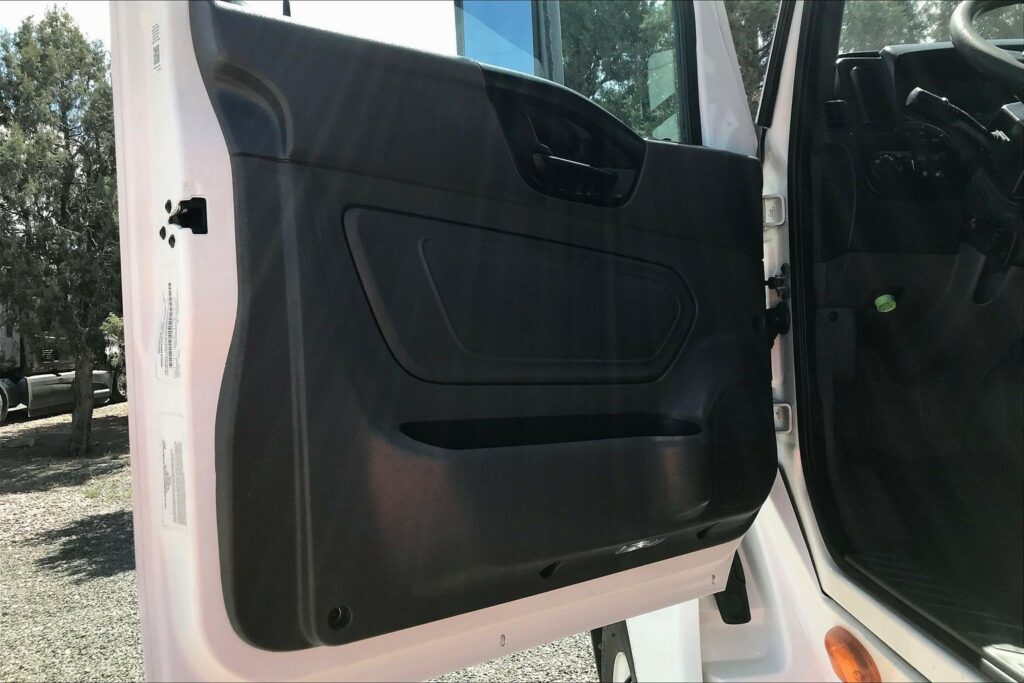 2021 CUM LT625 6×4 Day Cab