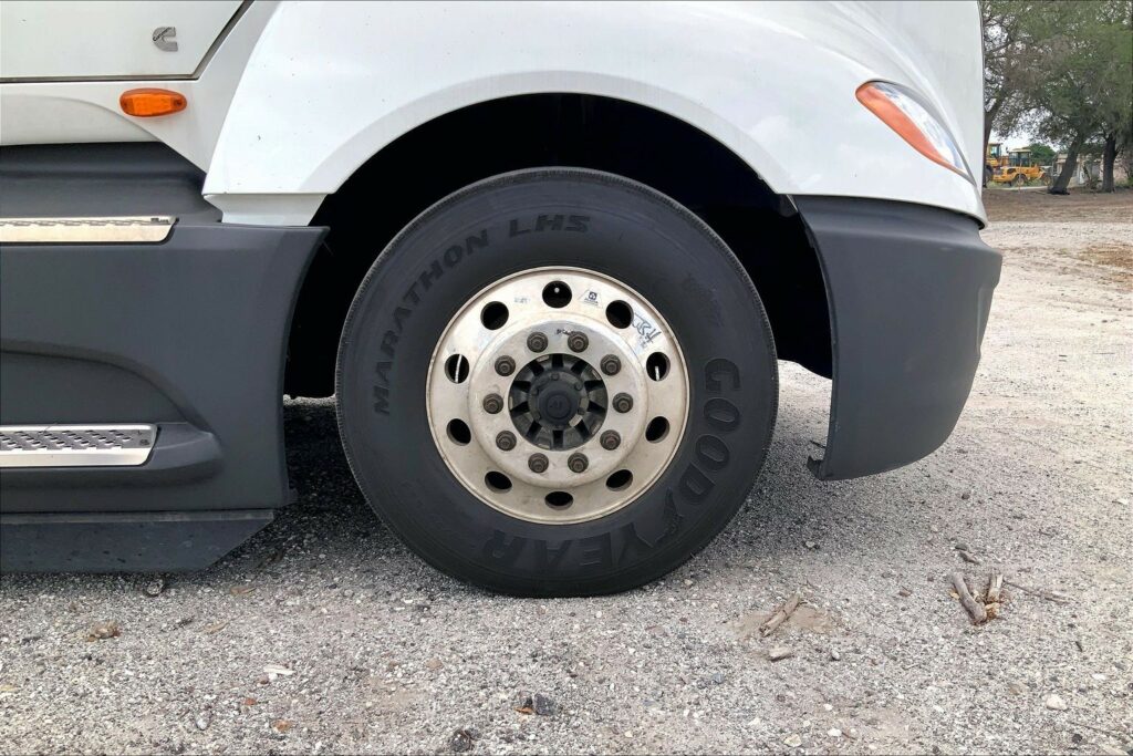 2021 CUM LT625 6×4 Day Cab