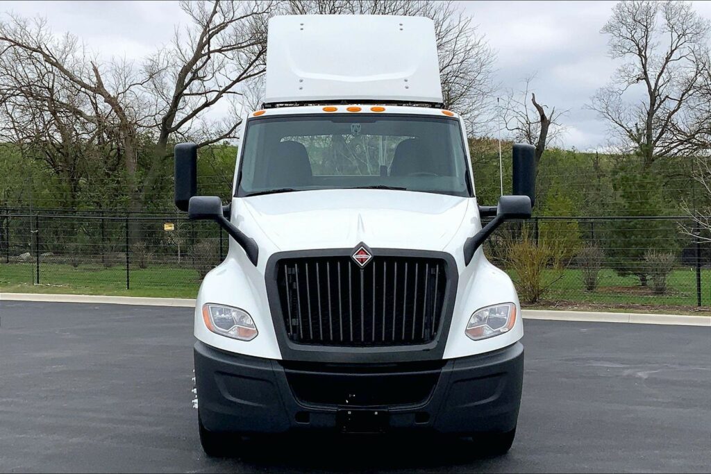 2021 CUM LT625 6×4 Day Cab
