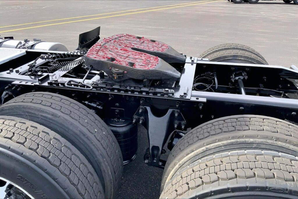 2021 CUM LT625 6×4 Day Cab