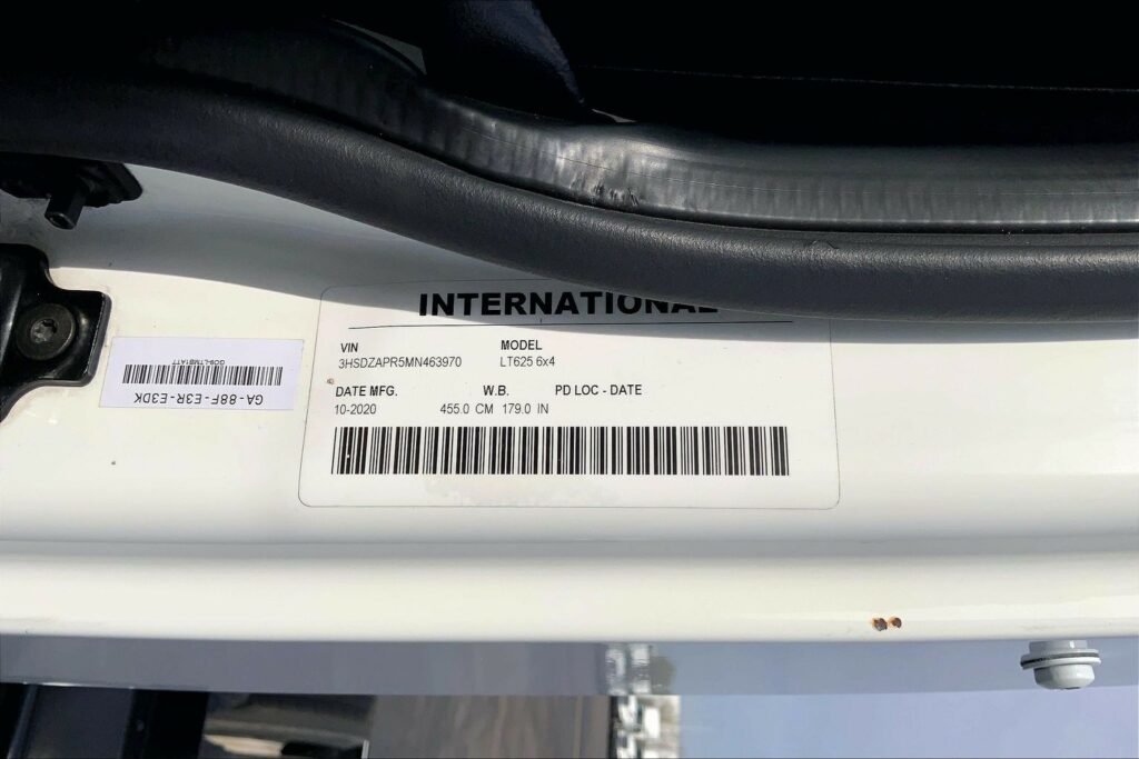 2021 CUM LT625 6×4 Day Cab