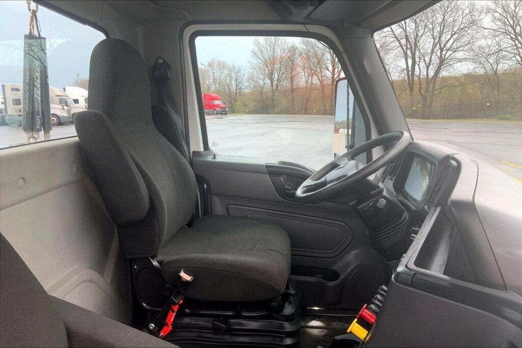 2021 CUM LT625 6×4 Day Cab