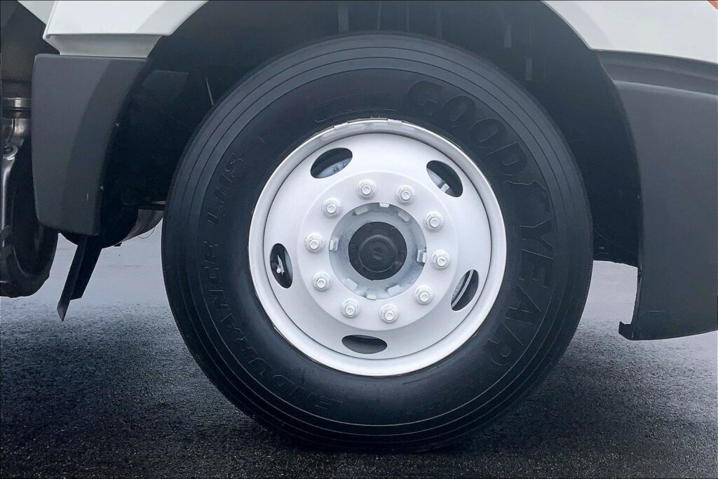 2021 CUM LT625 6×4 Day Cab