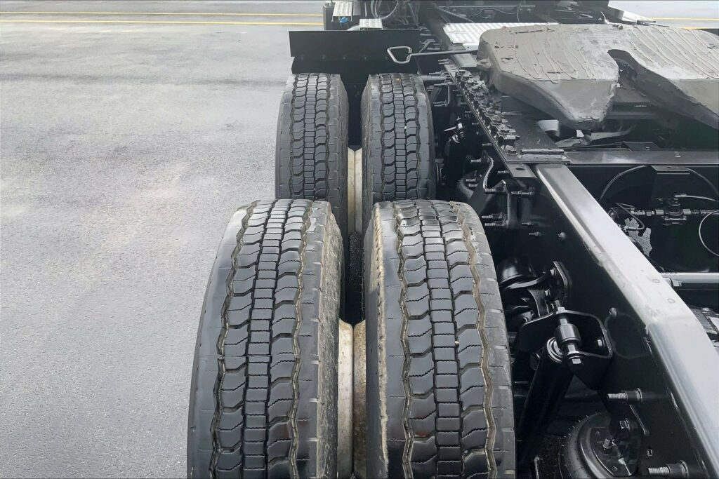 2021 CUM LT625 6×4 Day Cab