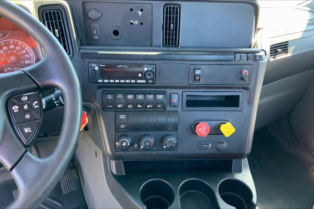 2020 CUM LT625 6×4 Day Cab