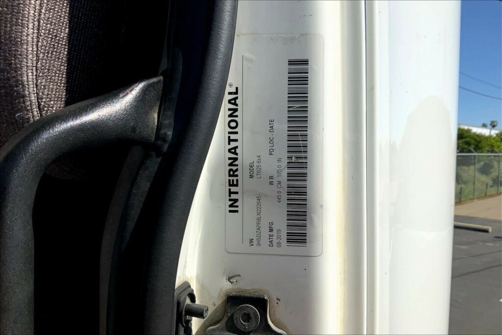 2020 CUM LT625 6×4 Day Cab