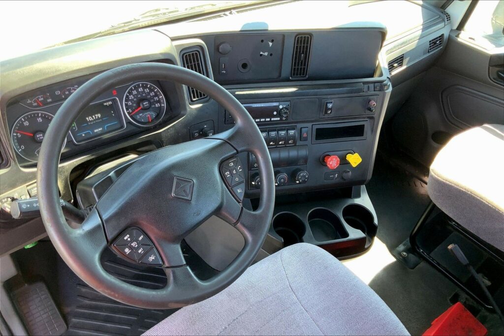 2020 CUM LT625 6×4 Day Cab