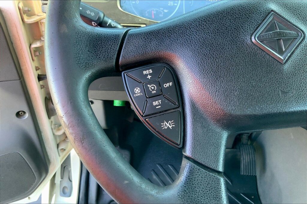 2020 CUM LT625 6×4 Day Cab