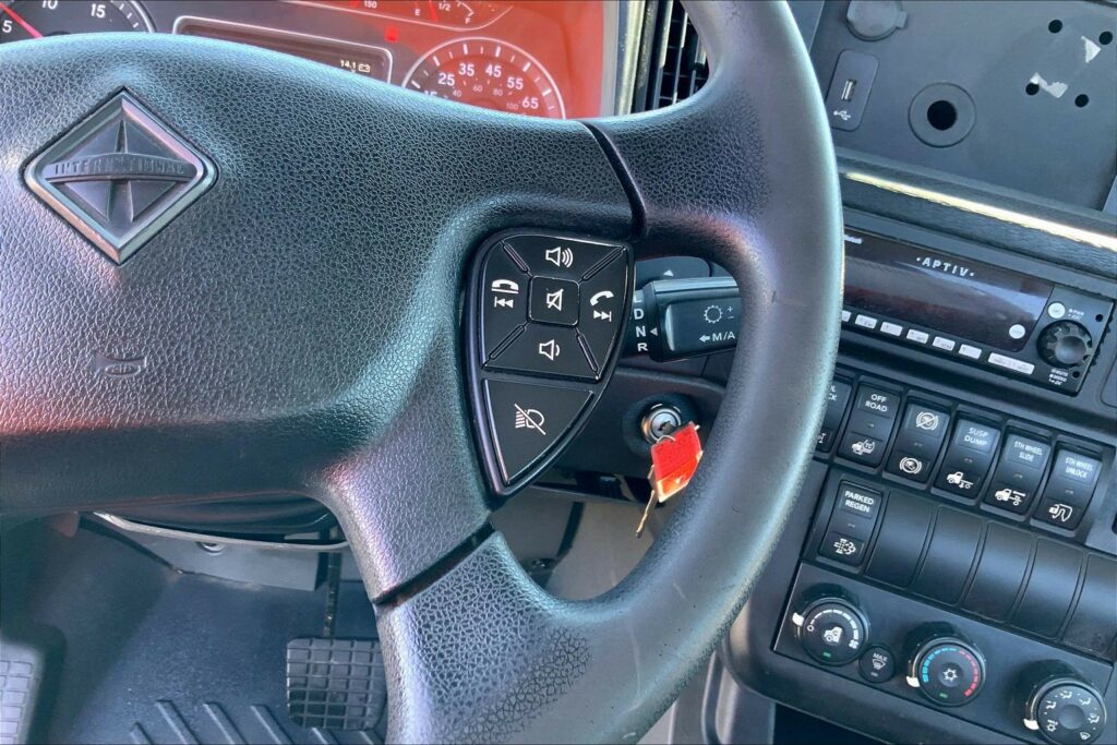 2020 CUM LT625 6×4 Day Cab