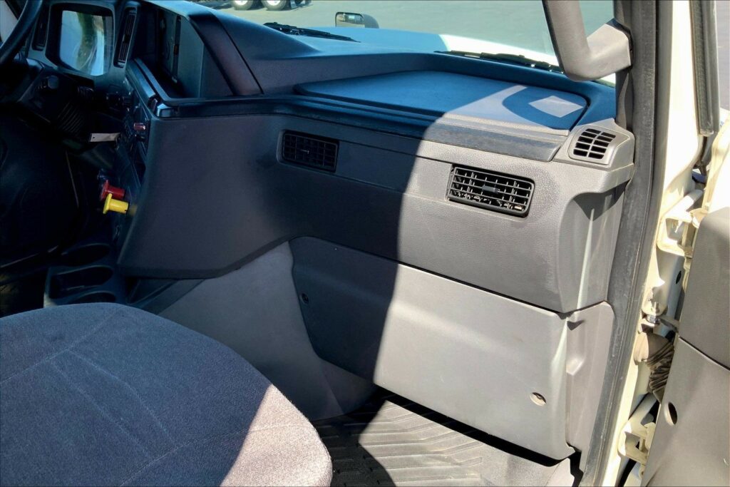 2020 CUM LT625 6×4 Day Cab