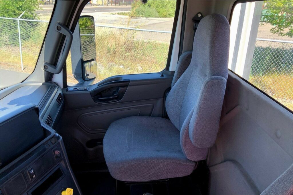 2020 CUM LT625 6×4 Day Cab